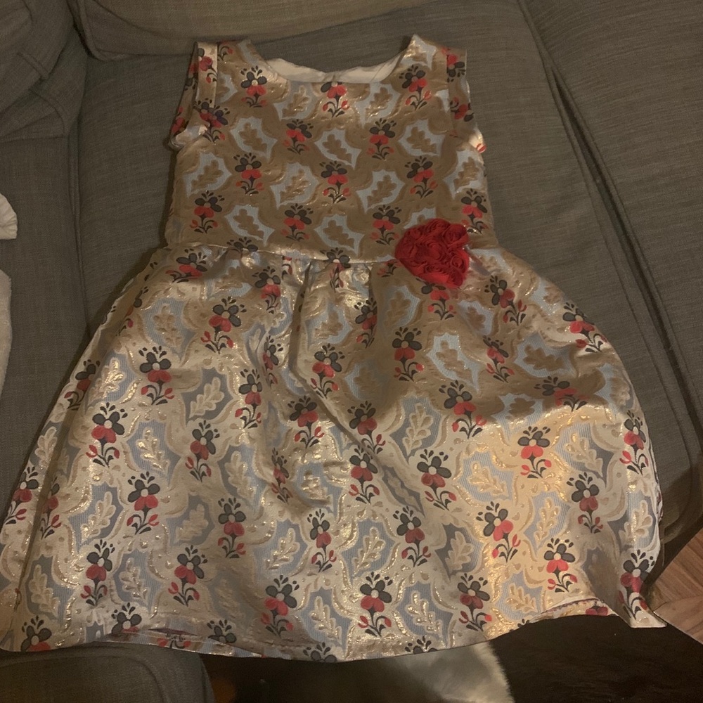 Beautiful dress good for girls 8 years old